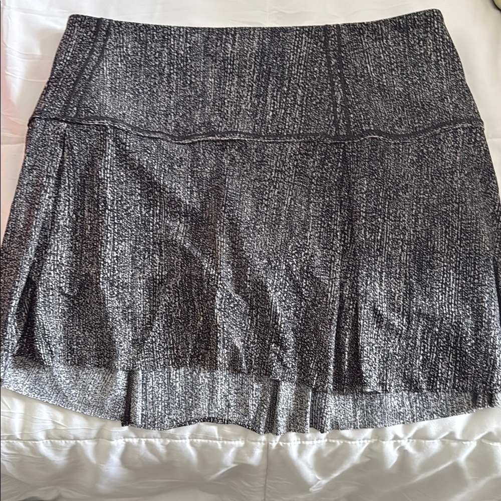 Lululemon Athletica Black and White Mini Skirt